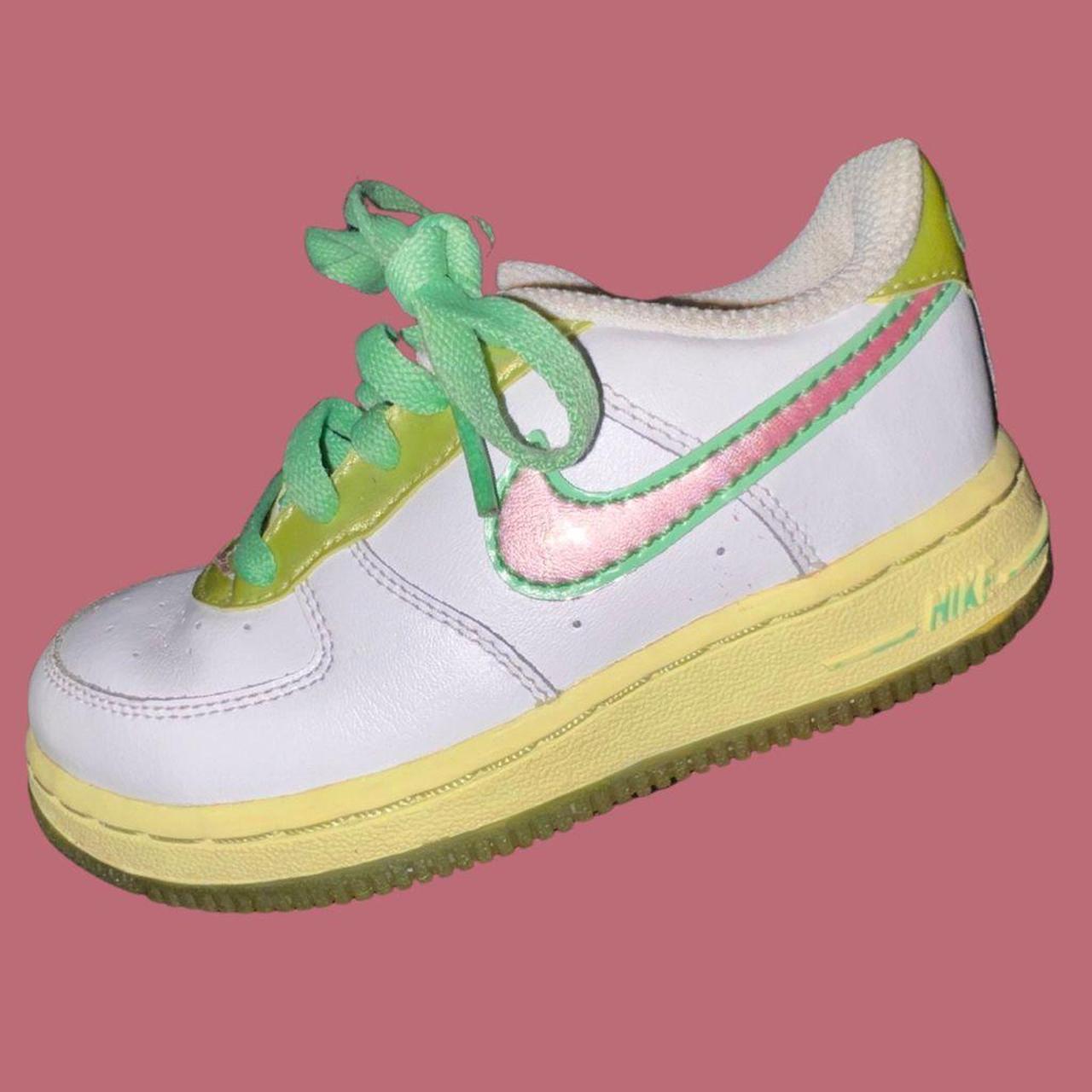 Lime green and pink nike outlet shoes