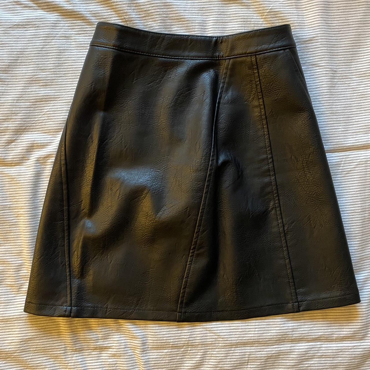 Zara Women's Black Skirt | Depop