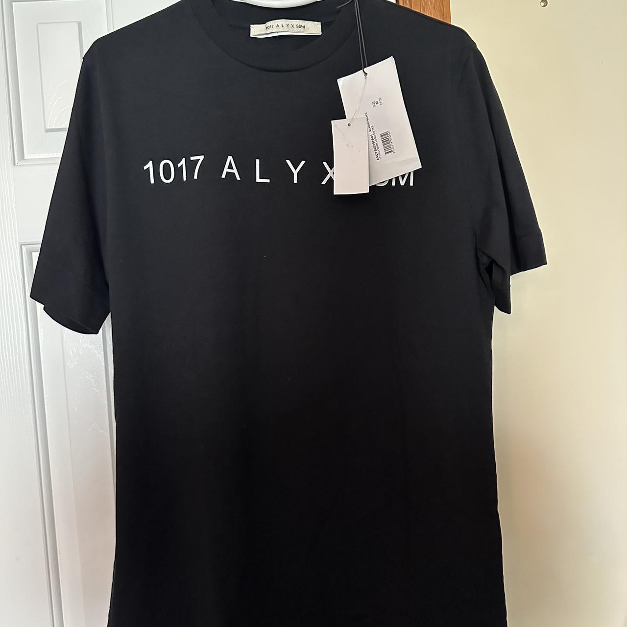 item listed by everythingp