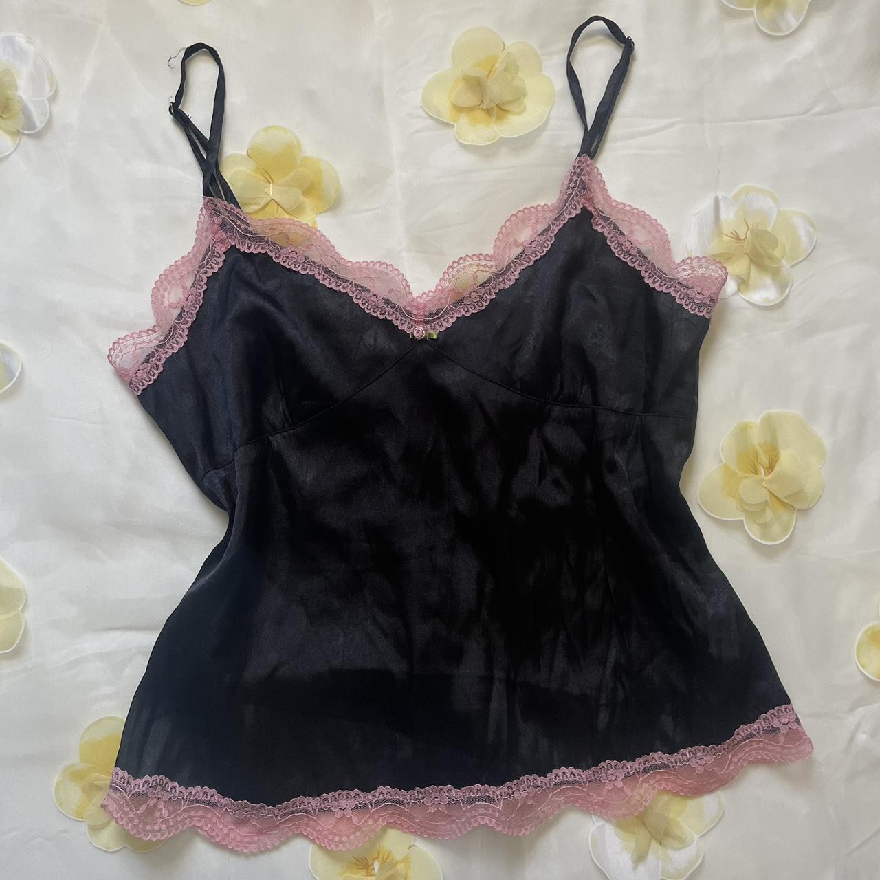 Y2K Old Navy perfect fit lace trim cami. It has an... - Depop