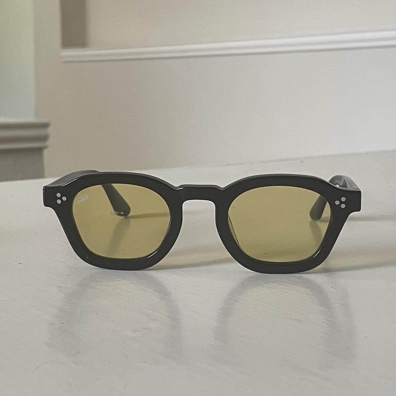 AKILA Women's Black and Yellow Sunglasses | Depop