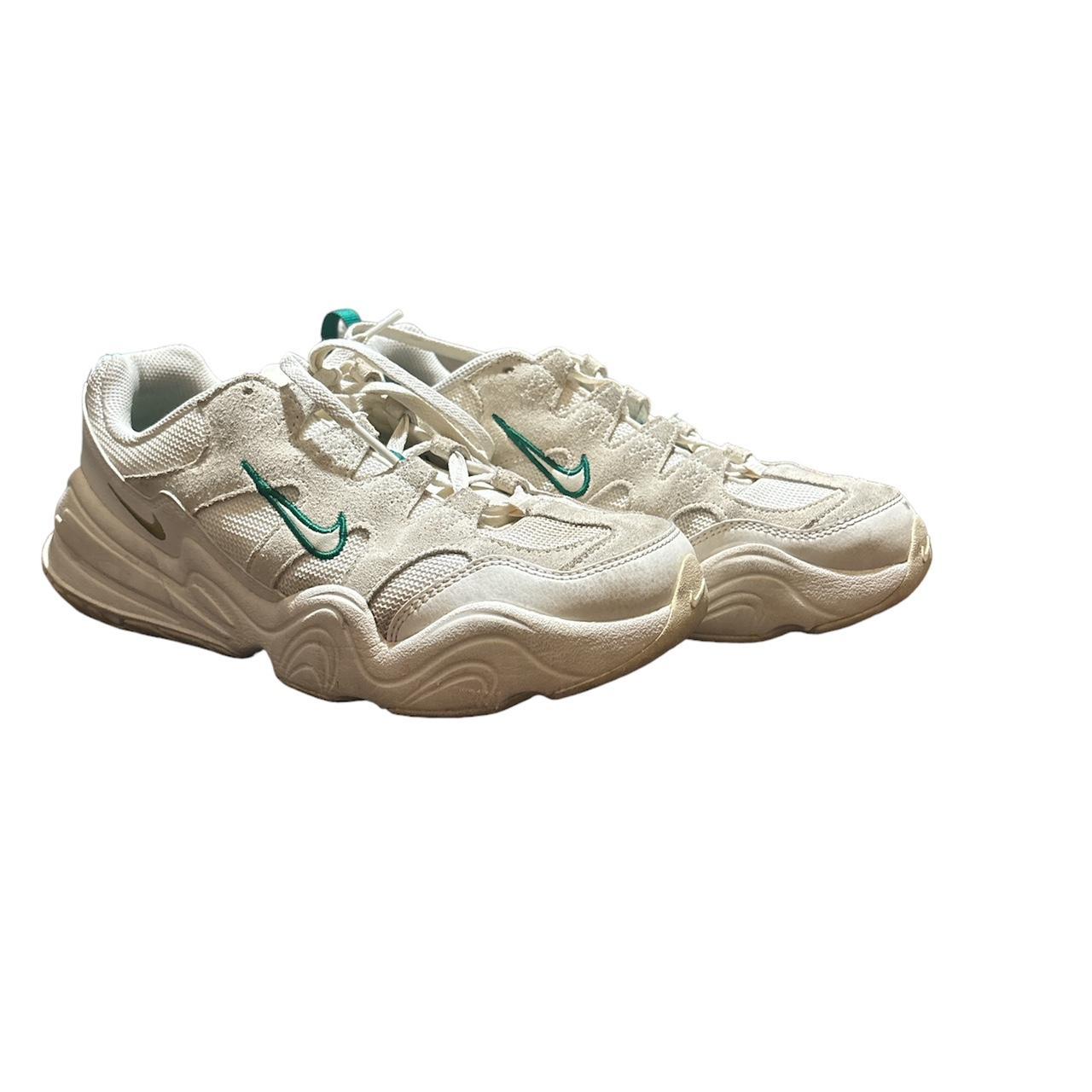 Cream and green Nike Huarache tennis shoes. Lightly. Depop