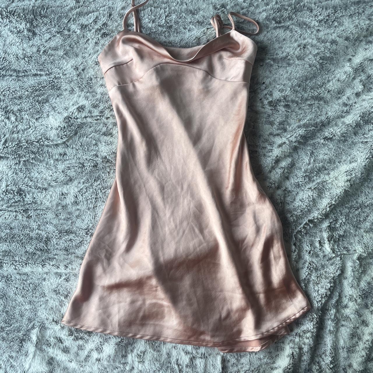 size 0 princess Polly silk pink dress silk... Depop