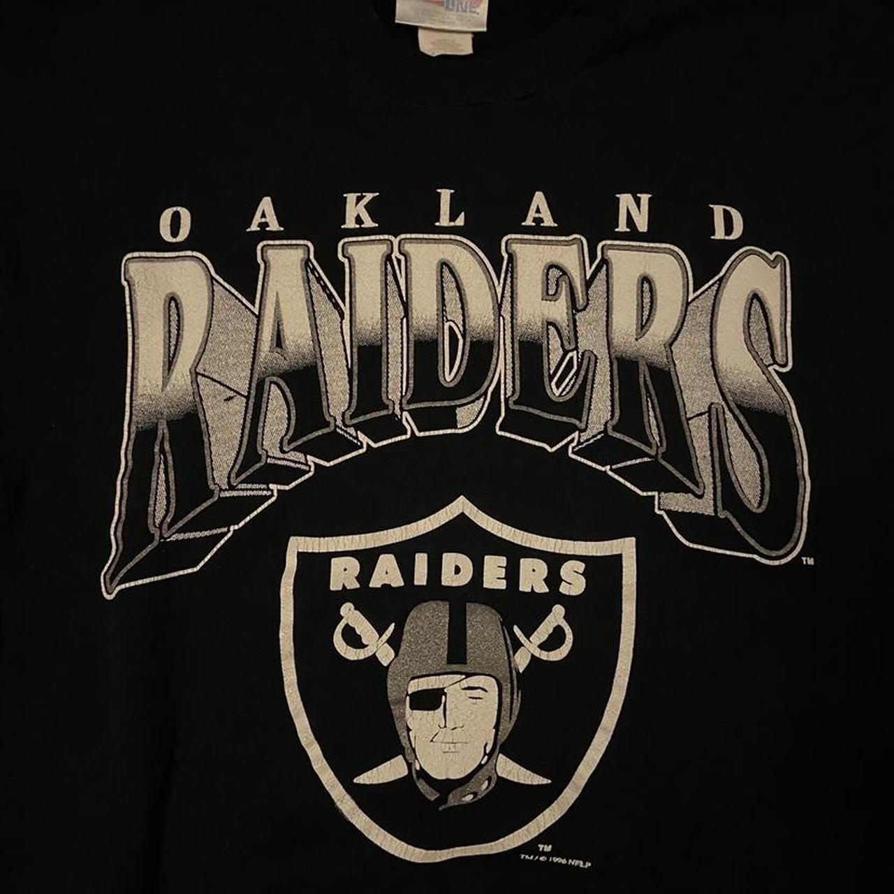 Vintage 1996 Oakland Raiders Crewneck Sweatshirt Adult Medium