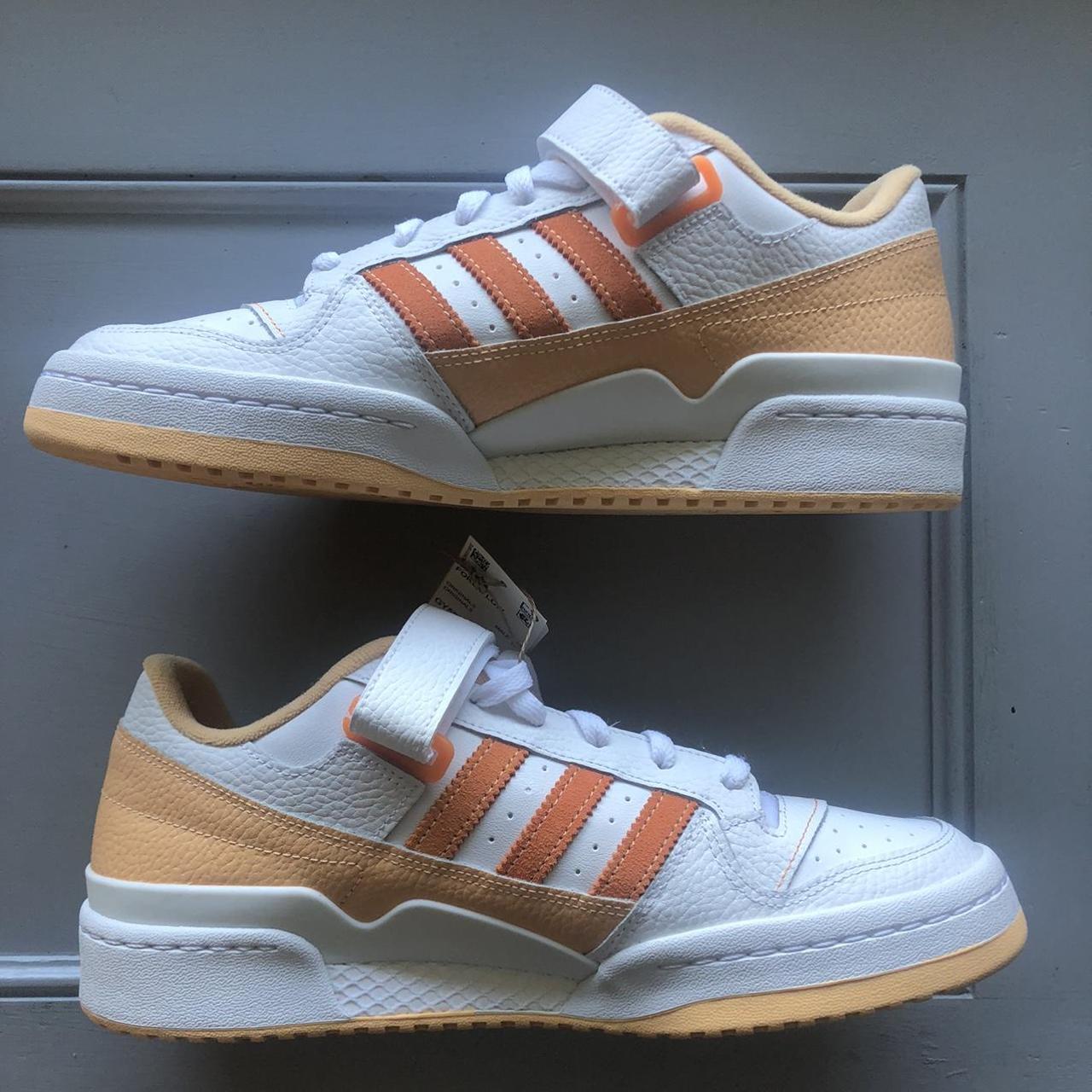 adidas blanche orange