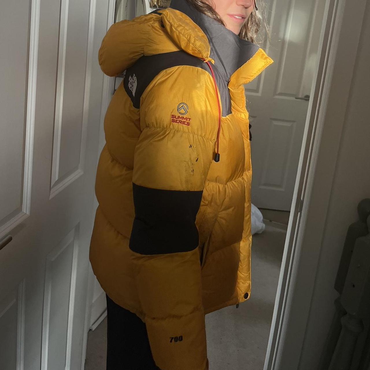 North face Baltoro Nearly new S/m Puffy hood