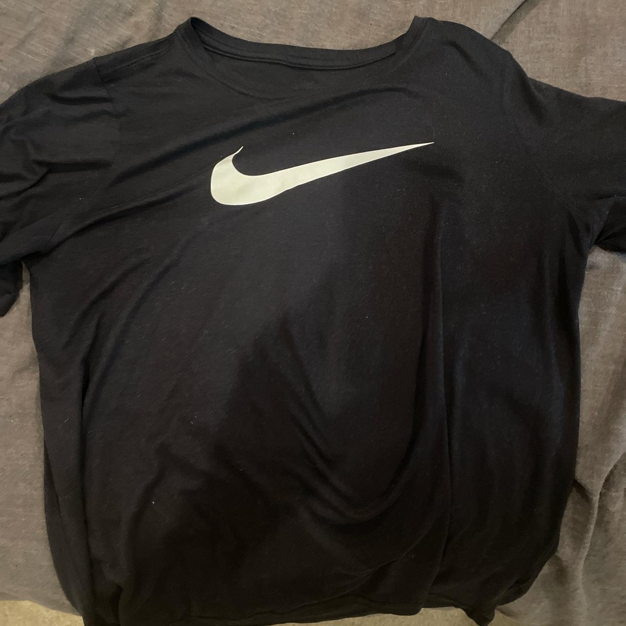 Nike Workout Shirt. Youth XL, but fits like Men’s XS... - Depop