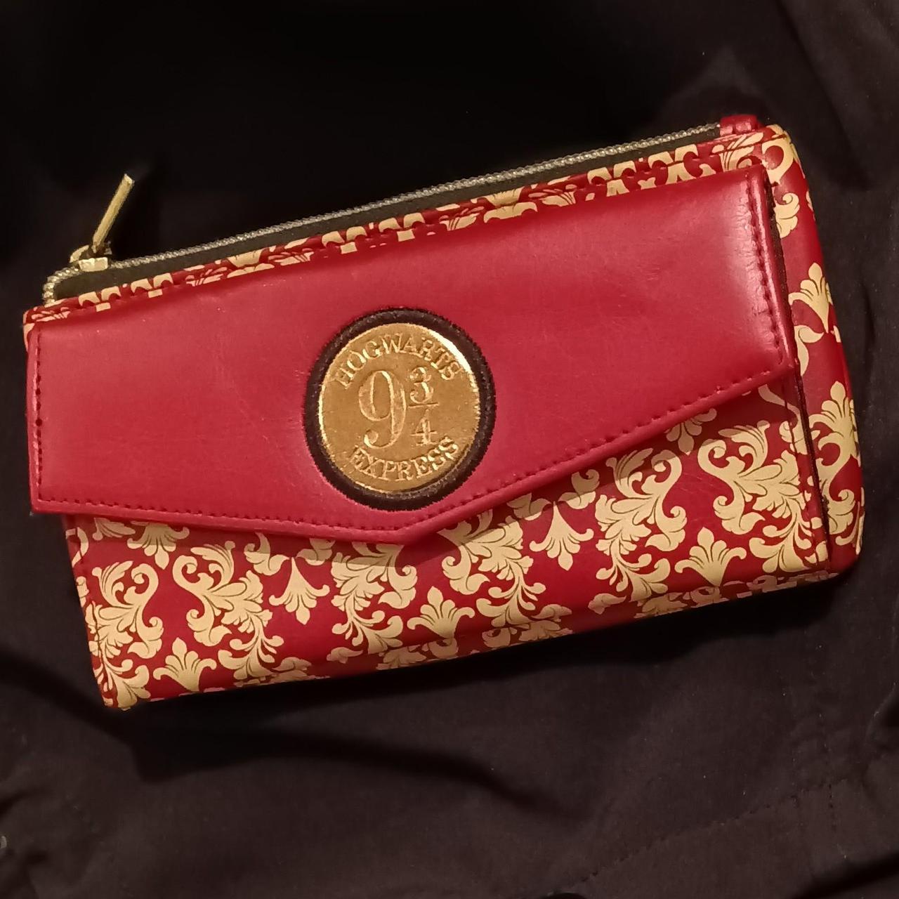 Harry Potter Women's Red and Gold Bag | Depop