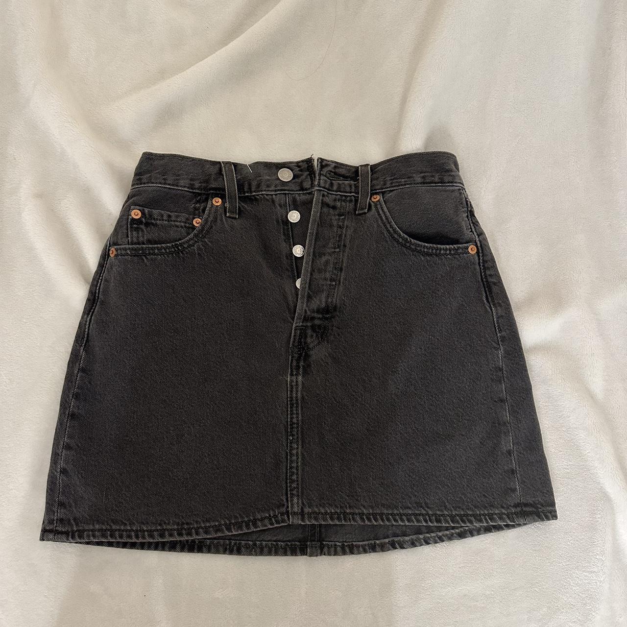 Levi's Women's Skirt | Depop