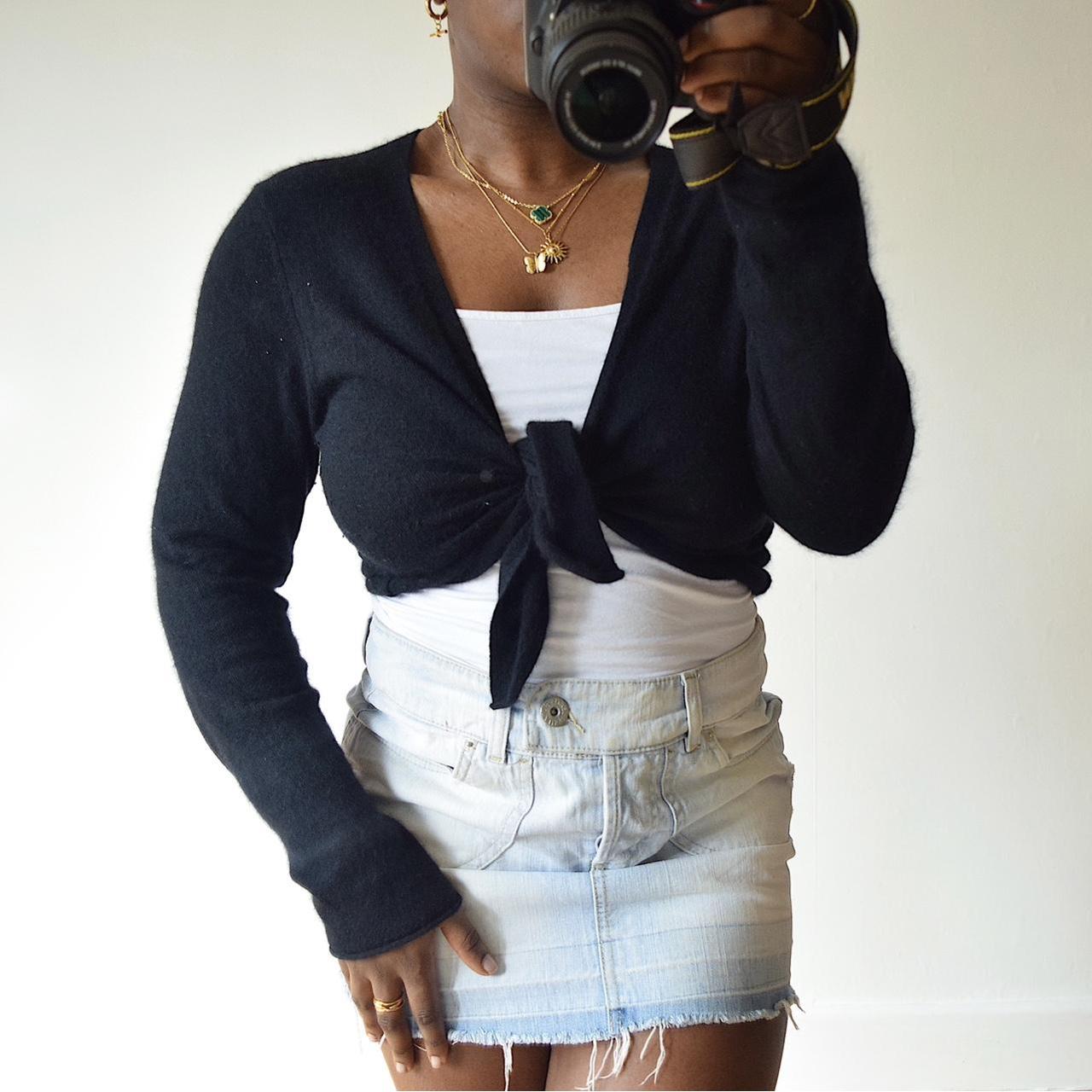 Gap Women's Black Cardigan Depop