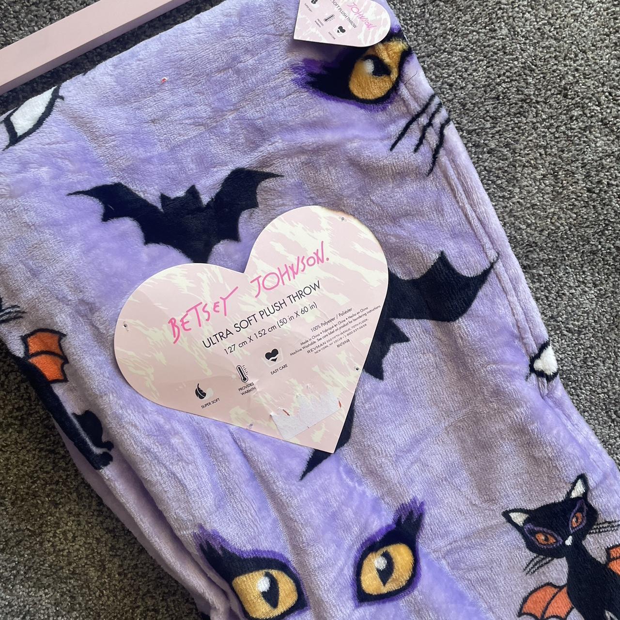 Betsey johnson halloween discount blanket