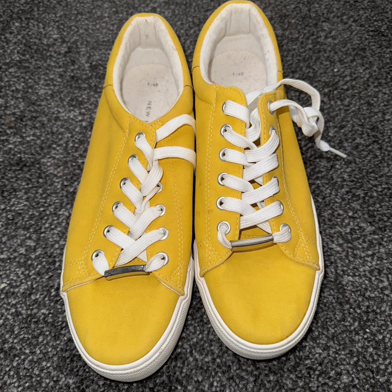 New look yellow shoes