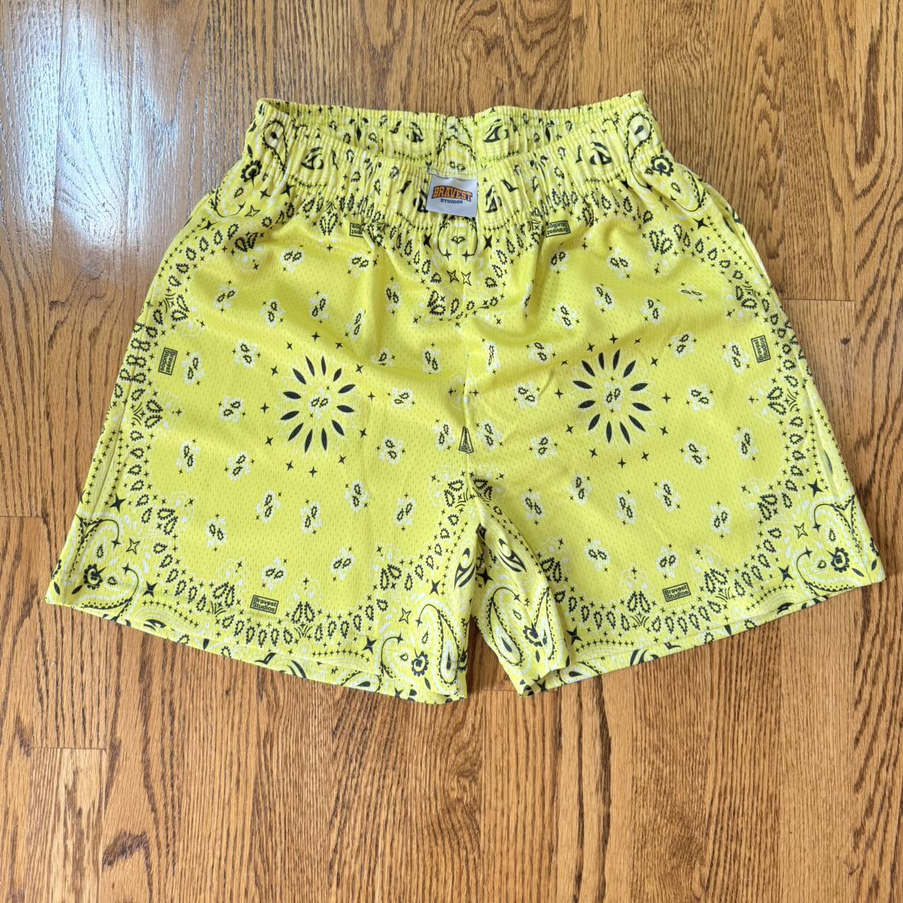 BRAVEST STUDIOS Mega G Sprite ハーフパンツＬサイズ BRAVEST STUDIOS Mega G Sprite ハーフパンツLサイズ - メルカリ