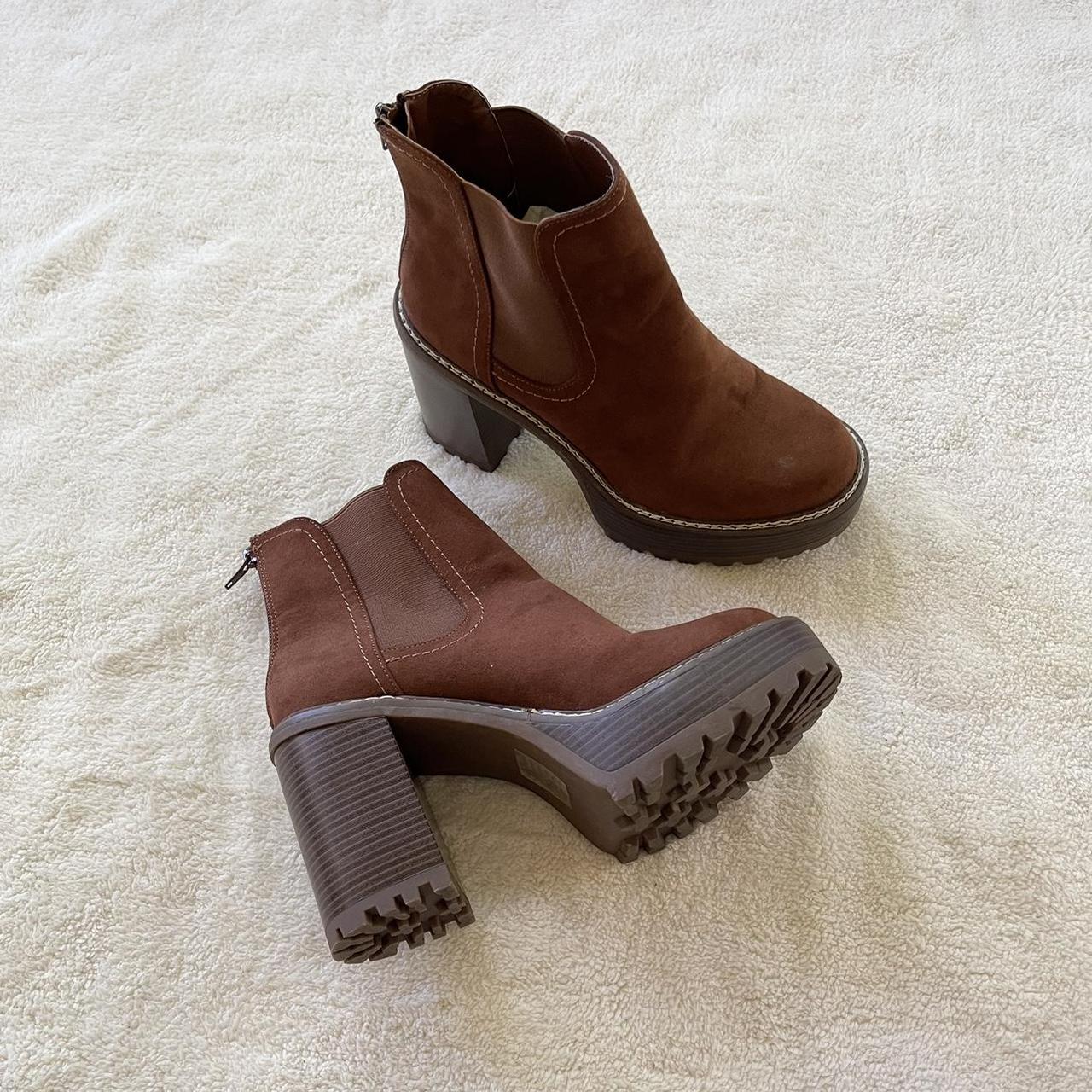 Madden girl chunky platform boots ₊˚ˑ༄ size 9.... - Depop