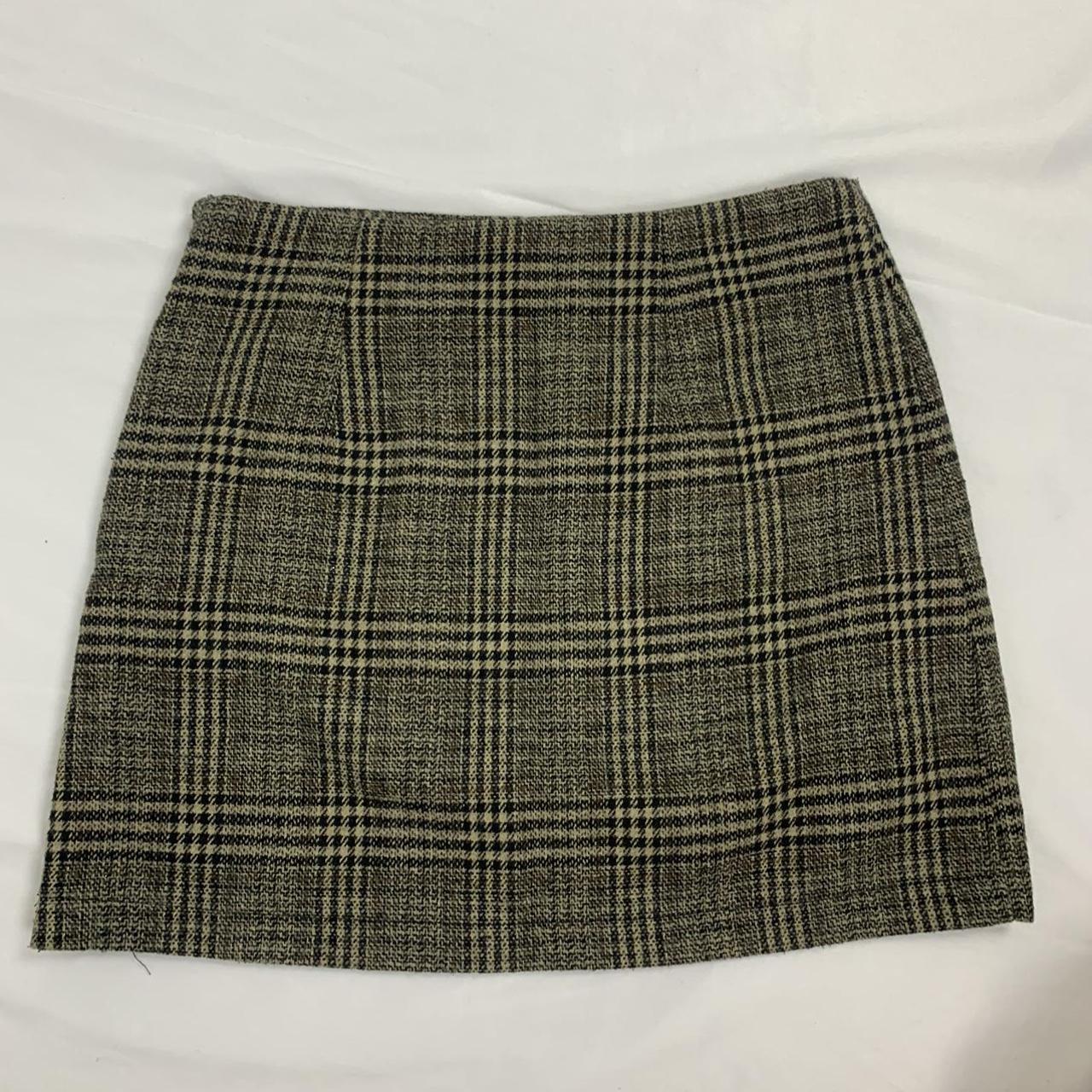 plaid highwaisted mini skirt Size- S (estimated)... - Depop