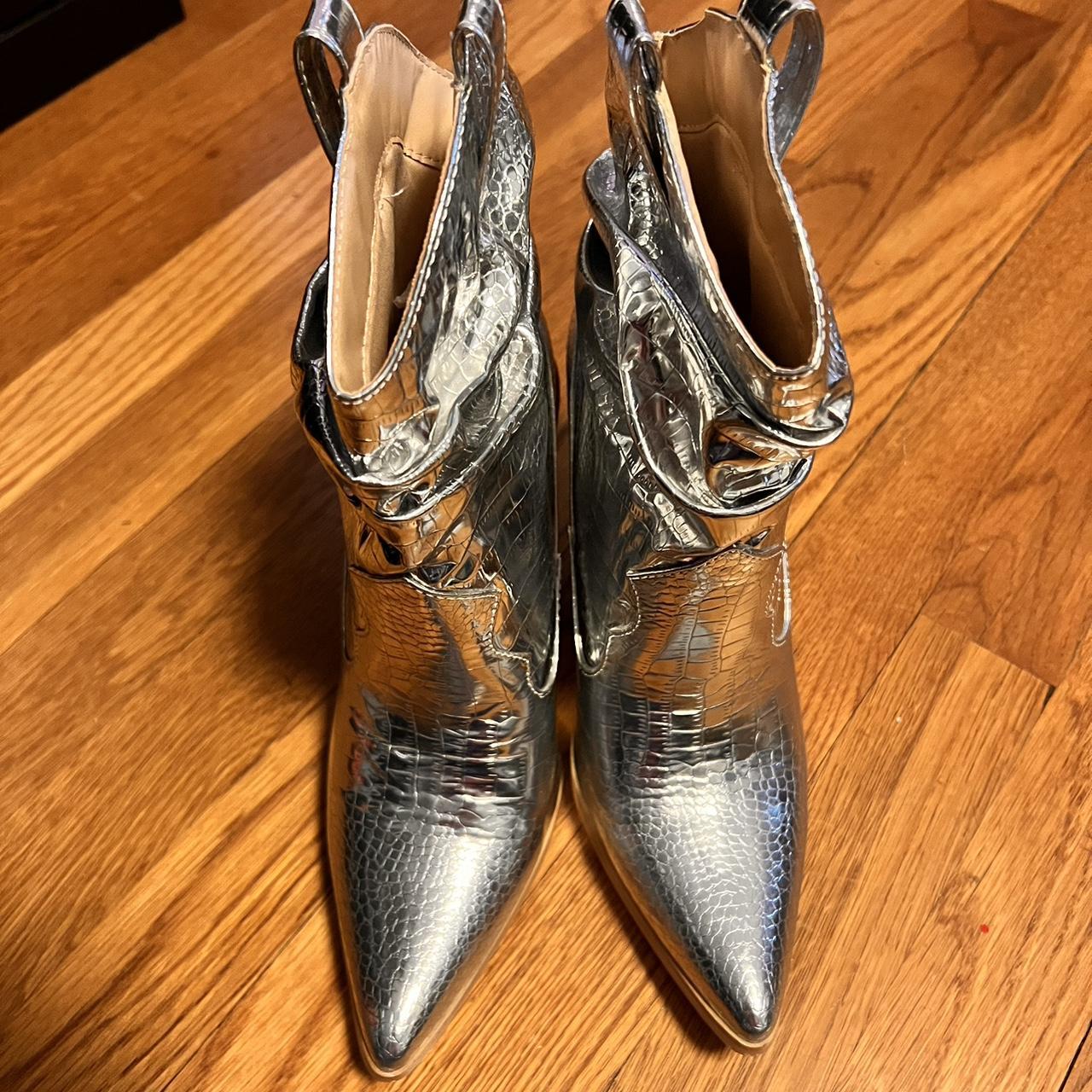 item listed by palithrifts