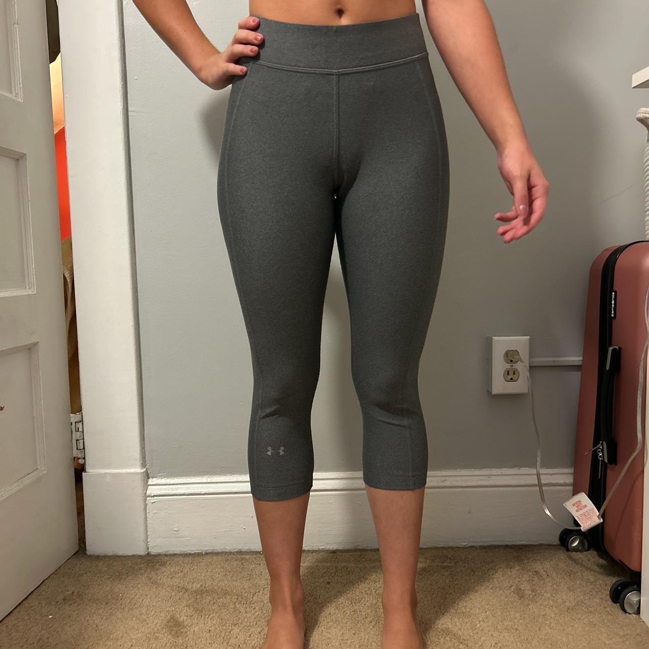 Under Armour cropped compression leggings model is... - Depop