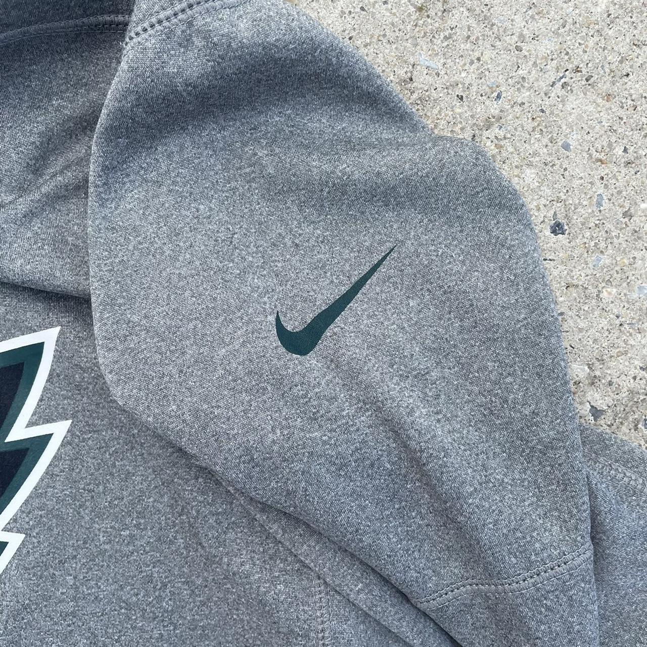 Nike Men's Philadelphia Eagles Logo Therma-FIT Grey Hoodie