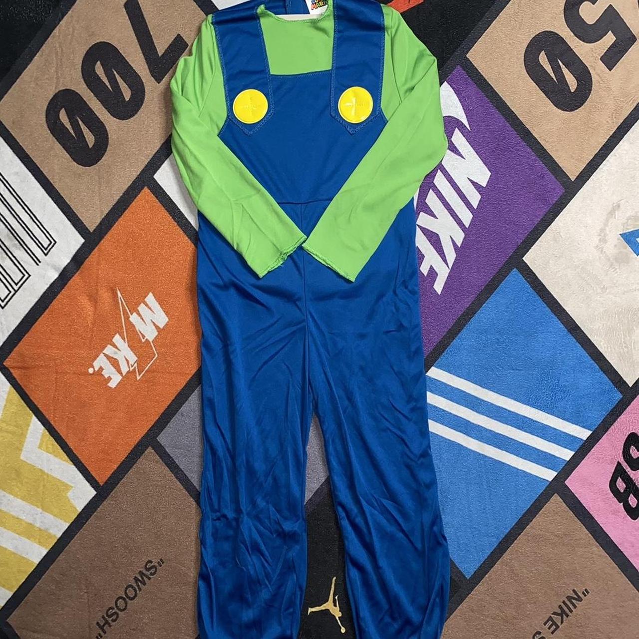 nintendo-green-and-navy-fancy-dress-depop