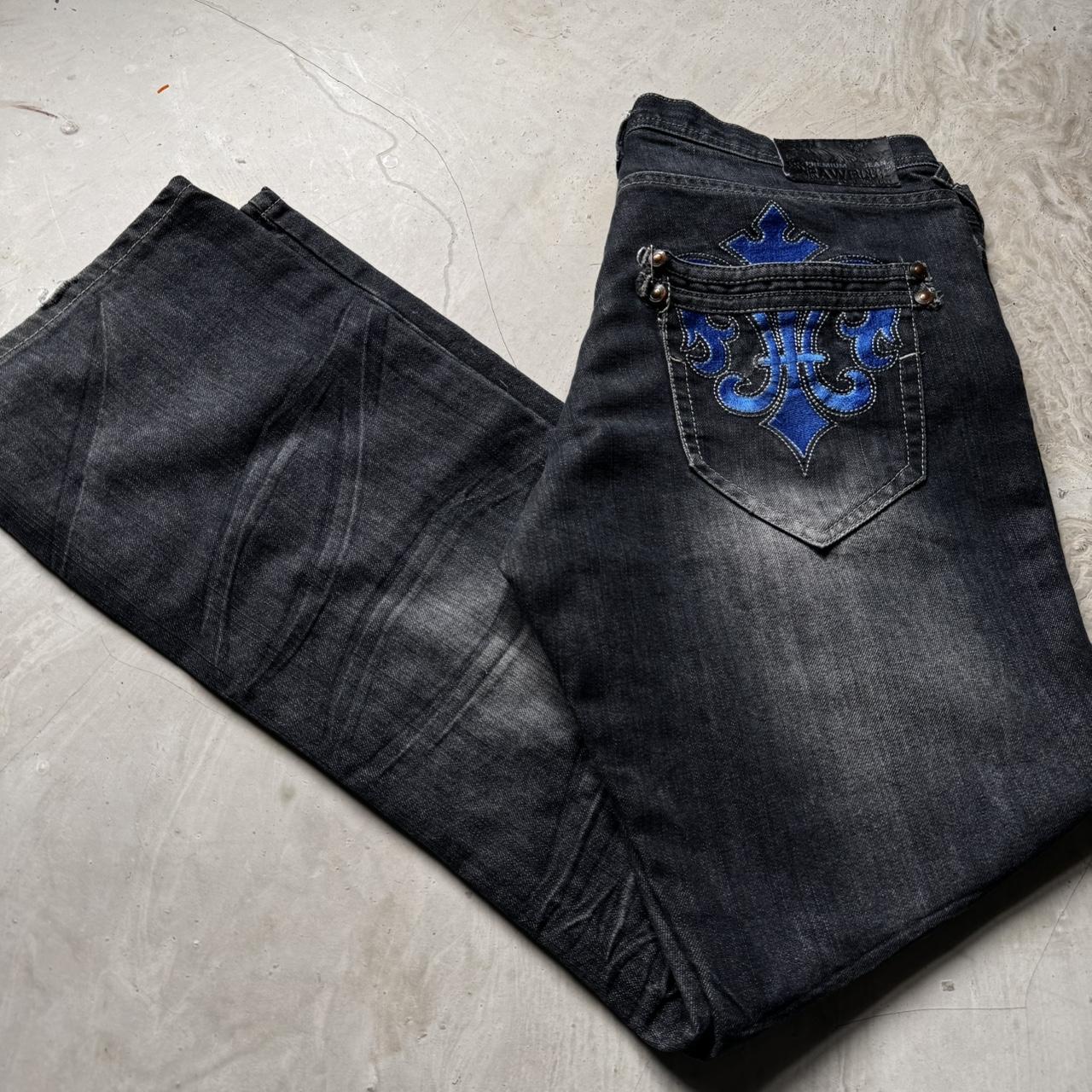 item listed by allenattire