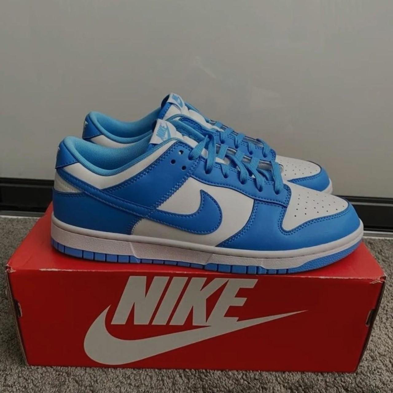 Nike Men's White And Blue Trainers 