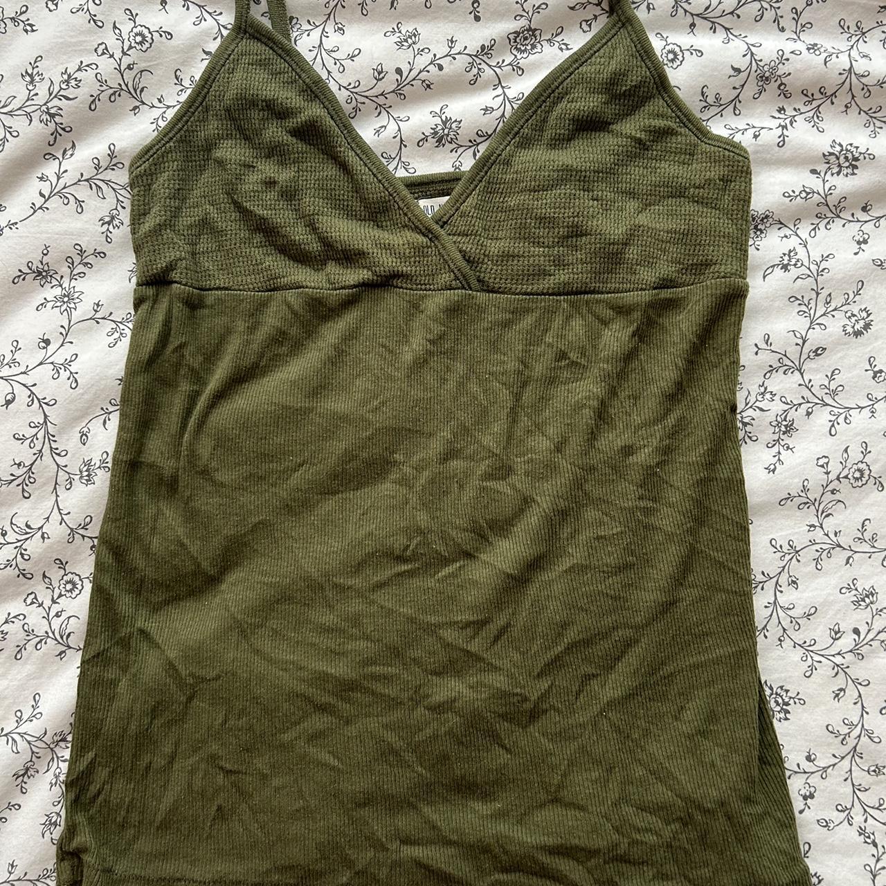 Old Navy Women's Khaki and Green Vest | Depop