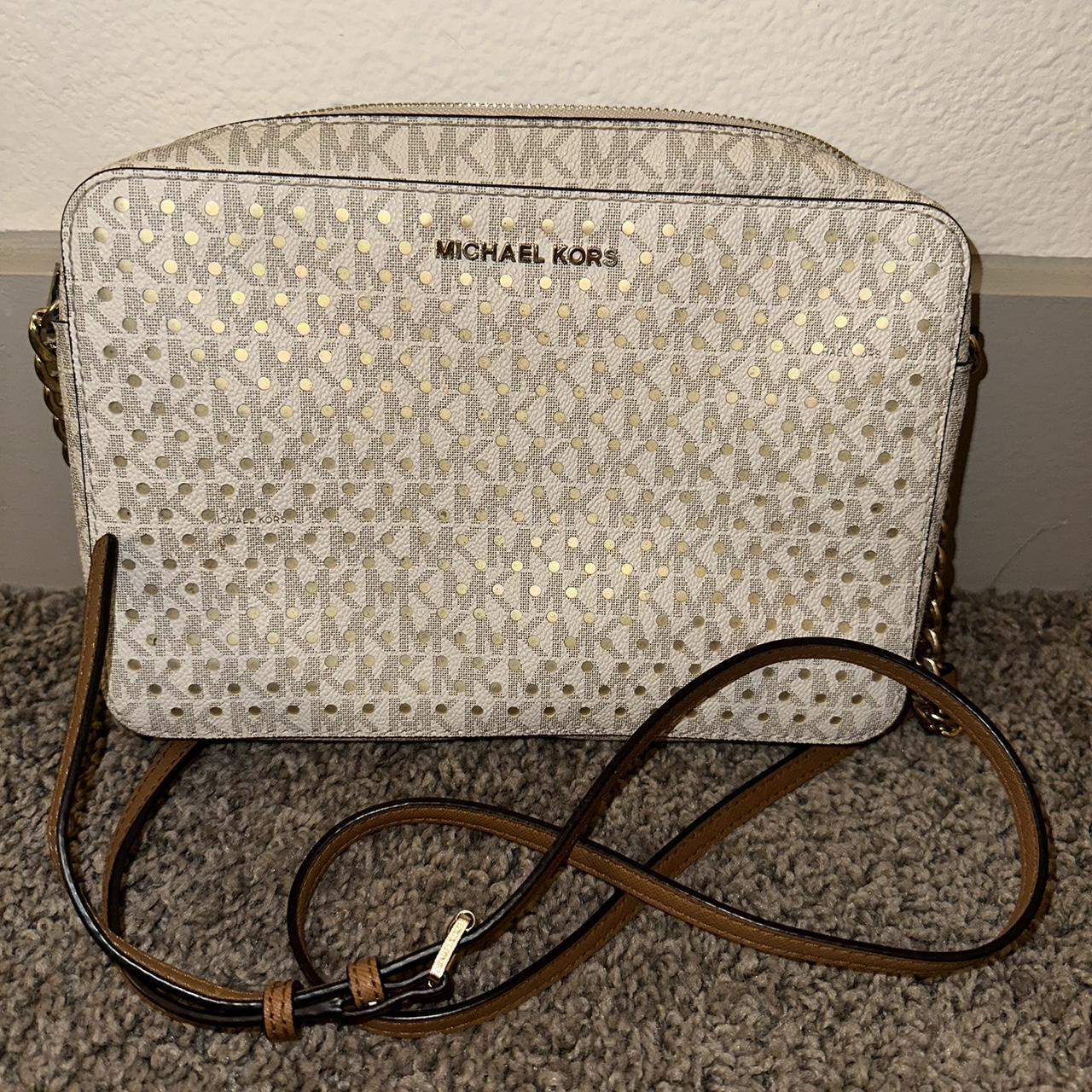 Michael kors bags hot sale white color