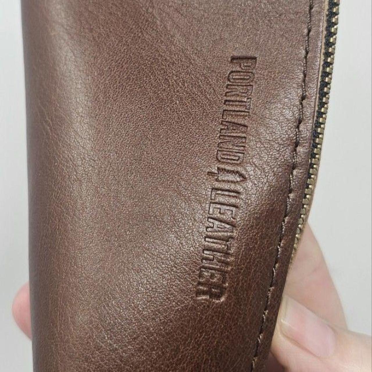 Source Unknown Women's Makeup and toiletry bags -… - image 2