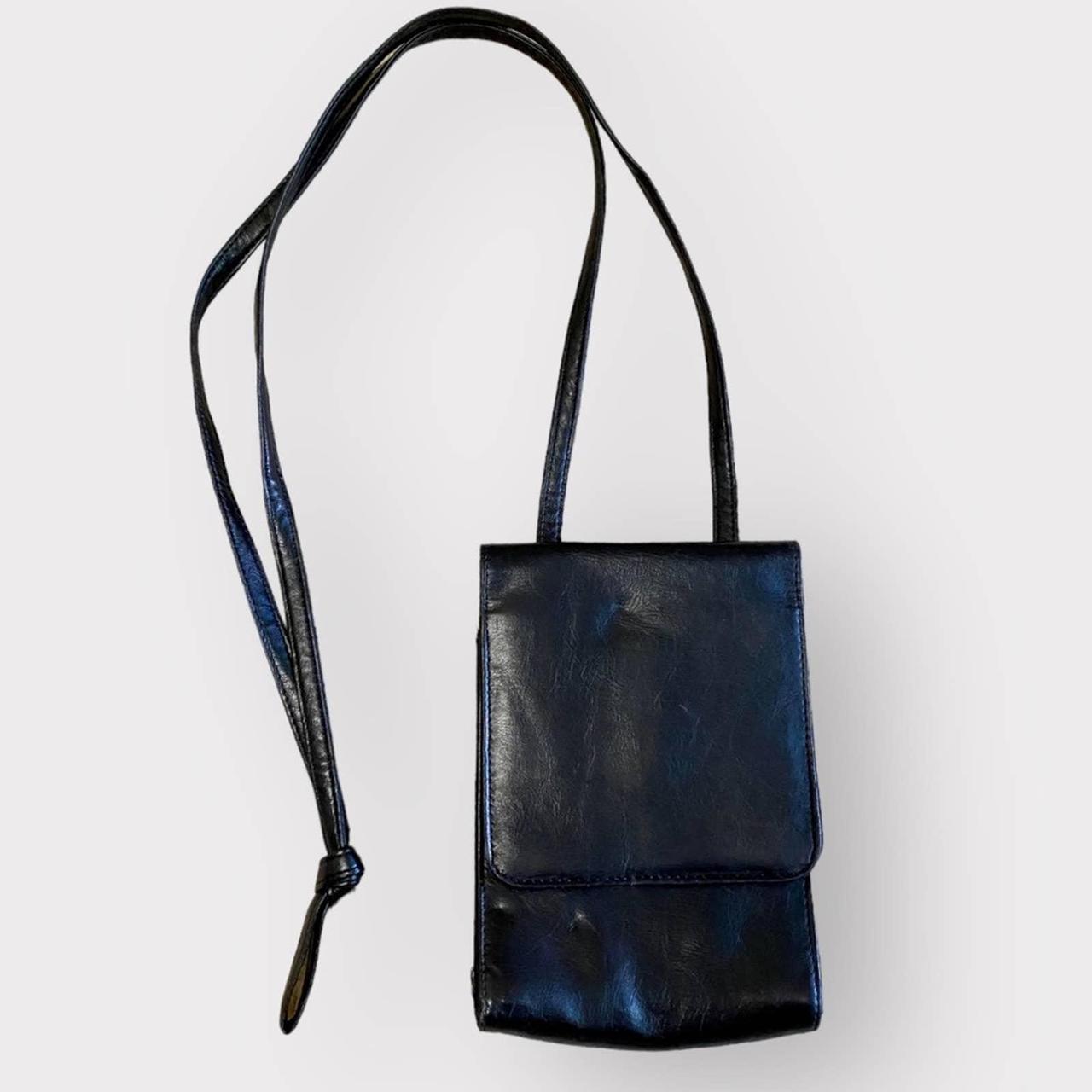 Guang Tong, Accessories, Guang Tong Leather Wristlet
