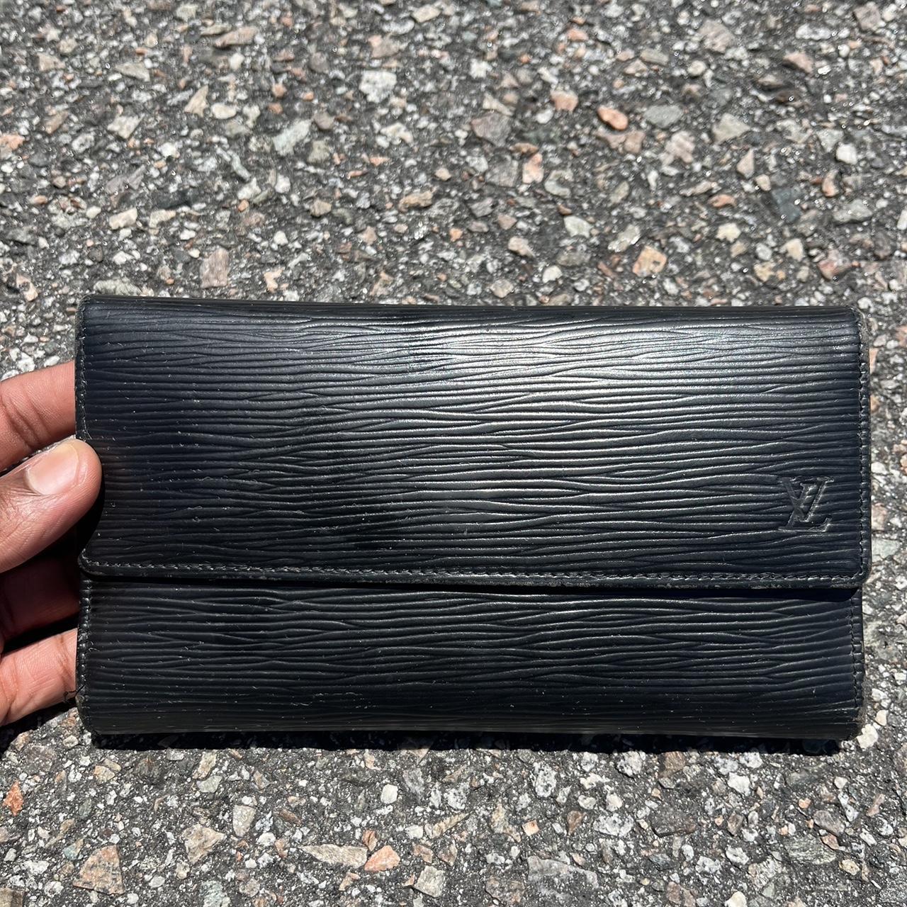 Vintage Louis Vuitton Wallet Epi Leather Etui Papier - Depop