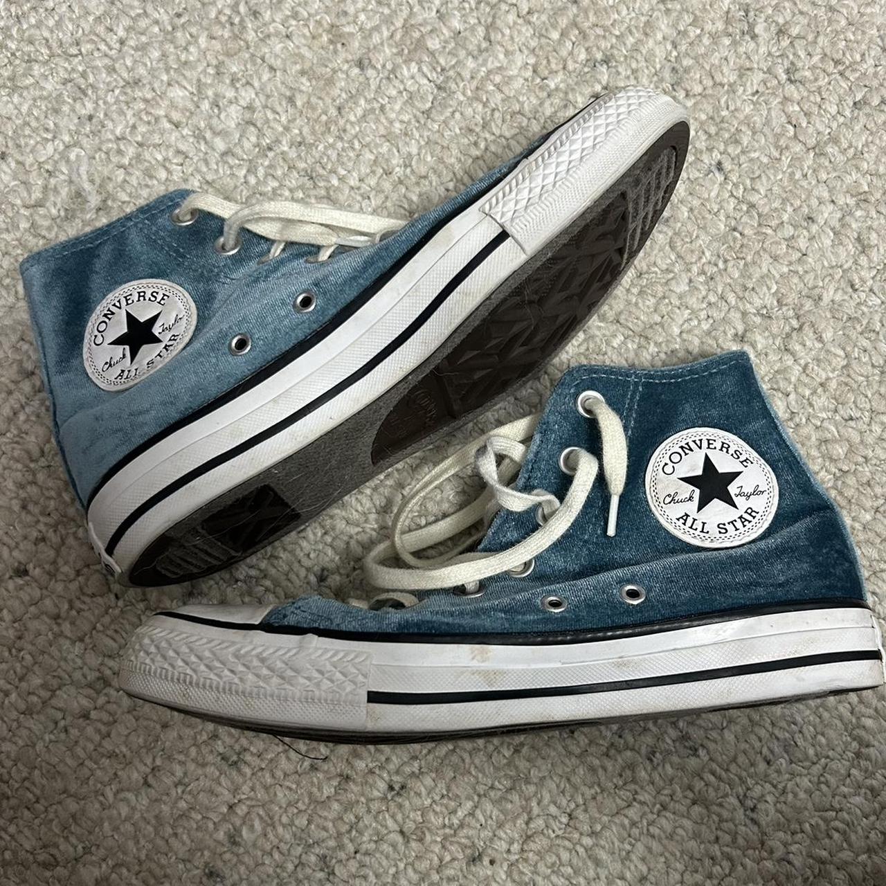 Blue velvet converse best sale