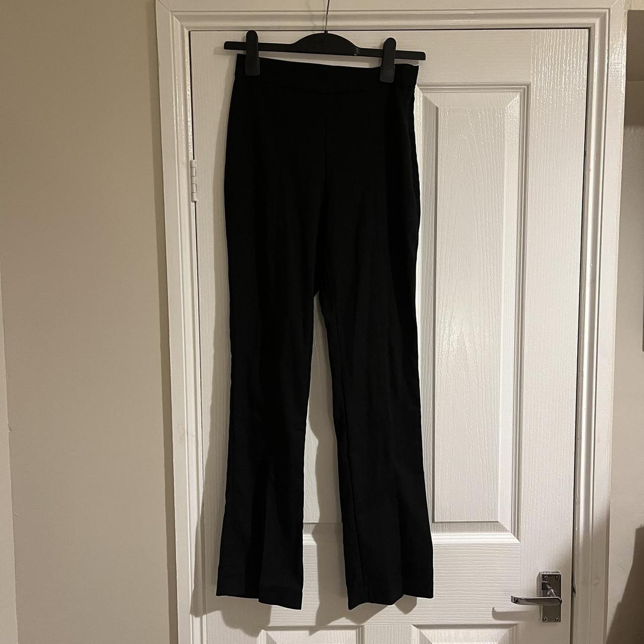 H&M Women's Black Trousers Depop