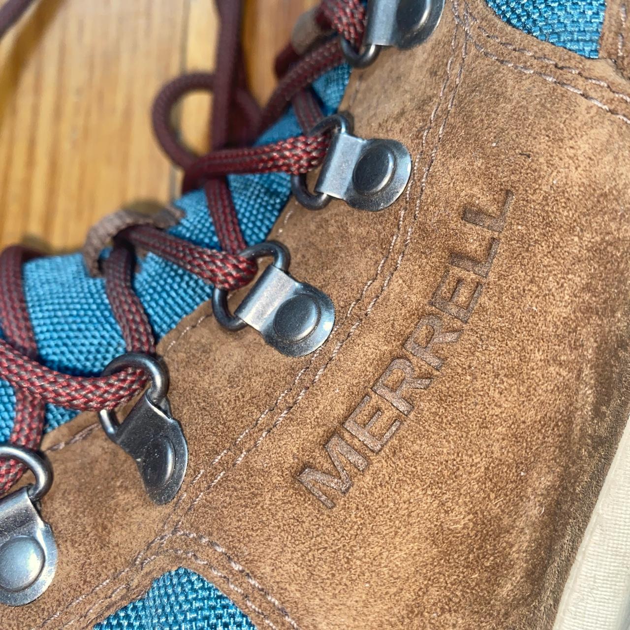 Merrell Women's Blue and Brown Trainers (2)