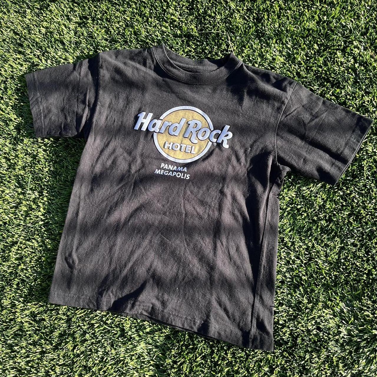 Hard Rock Cafe Women's Black T-shirt