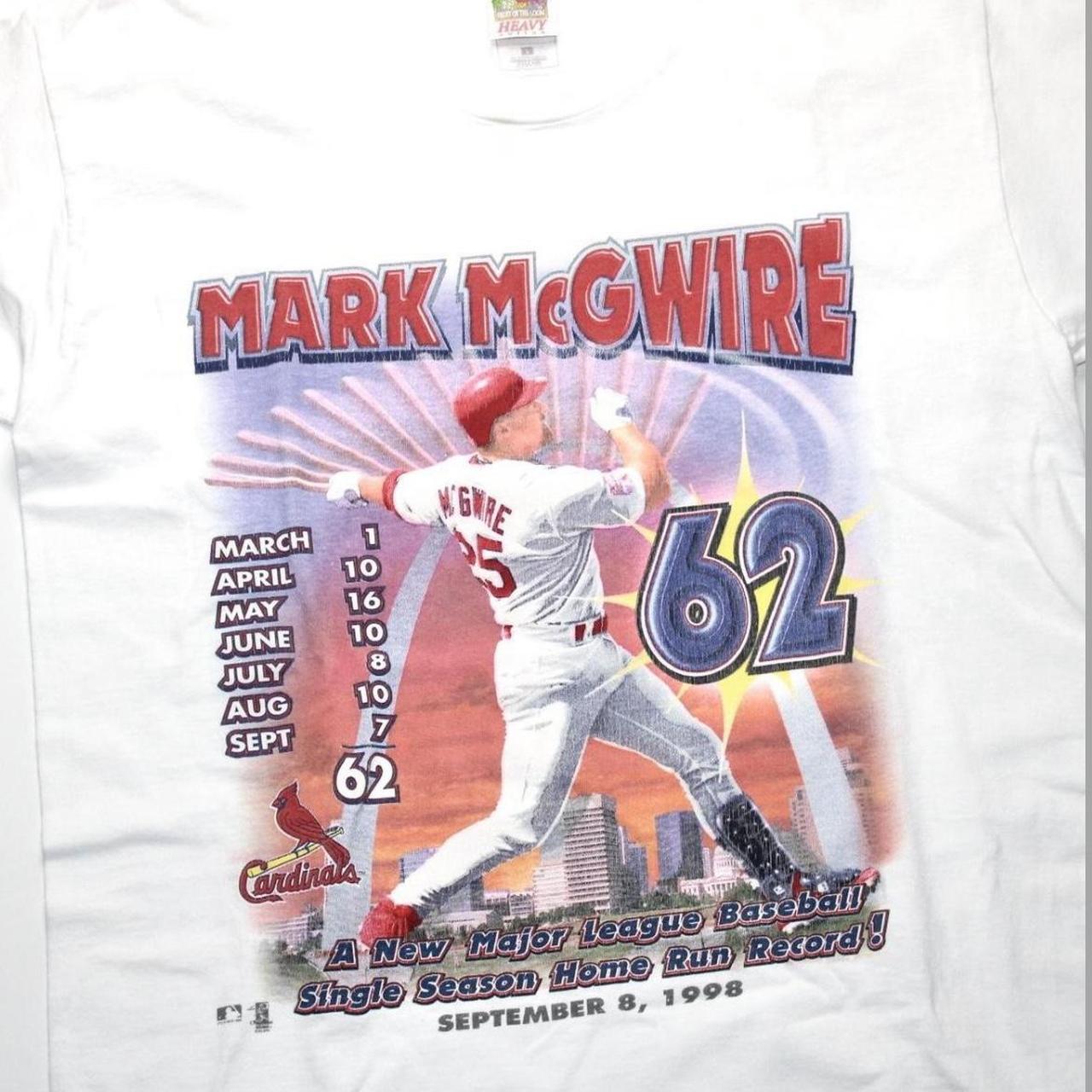 Vintage 1998 Mark McGwire “In Pursuit of 62” T-Shirt - Depop