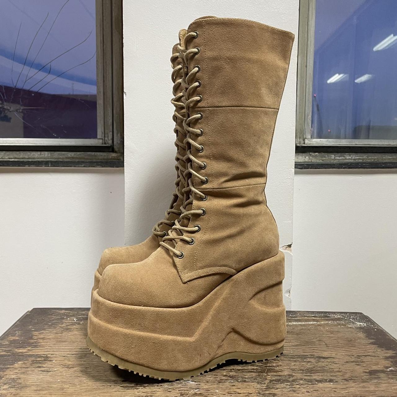 90s suchhhh brown platform boots rare