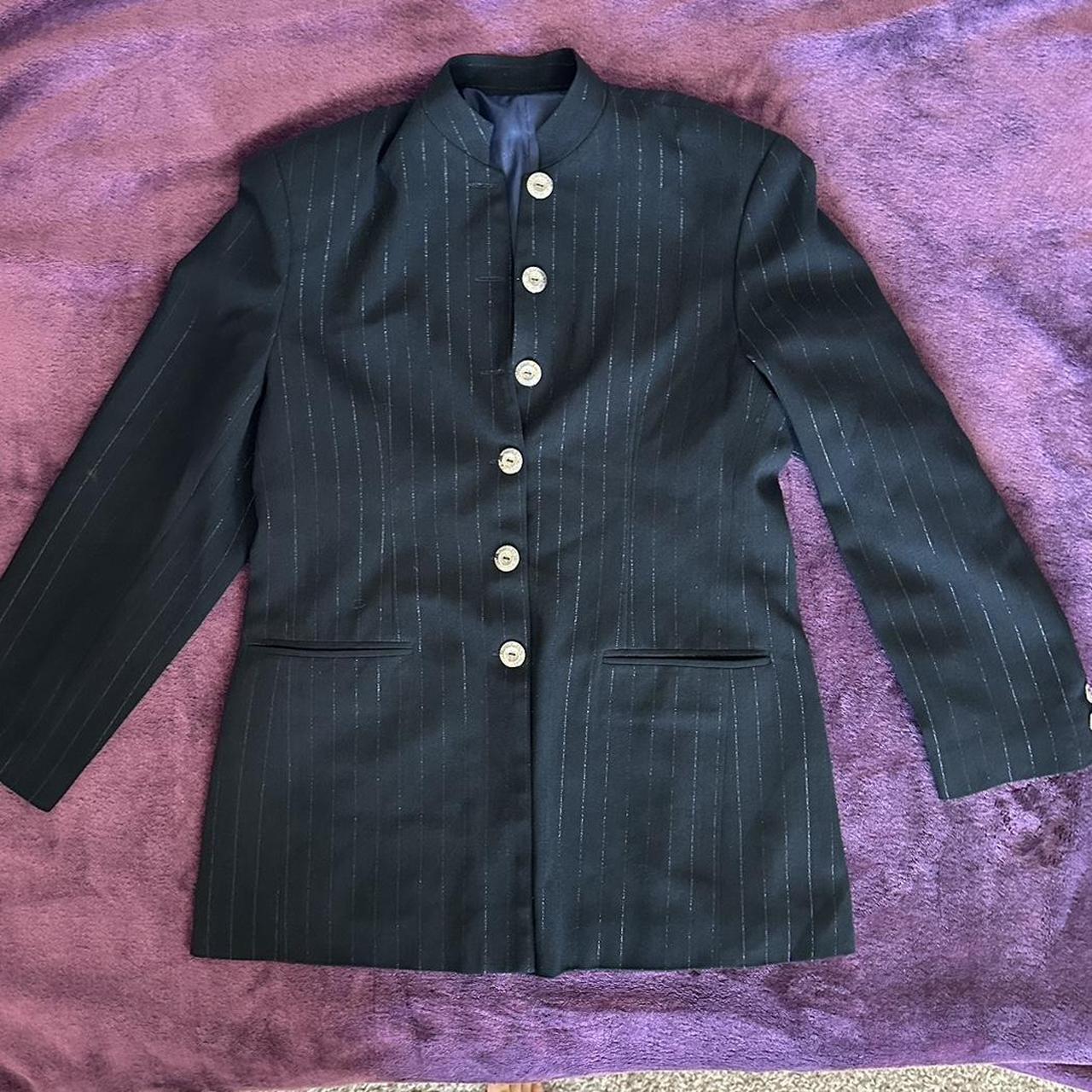 item listed by sirenshopss