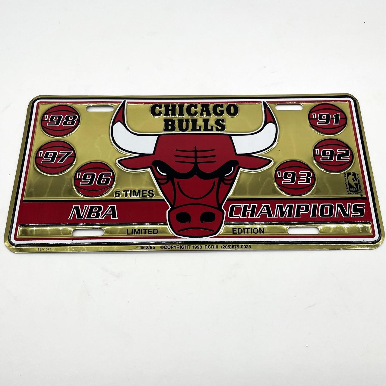 chicago bulls license plate frame
