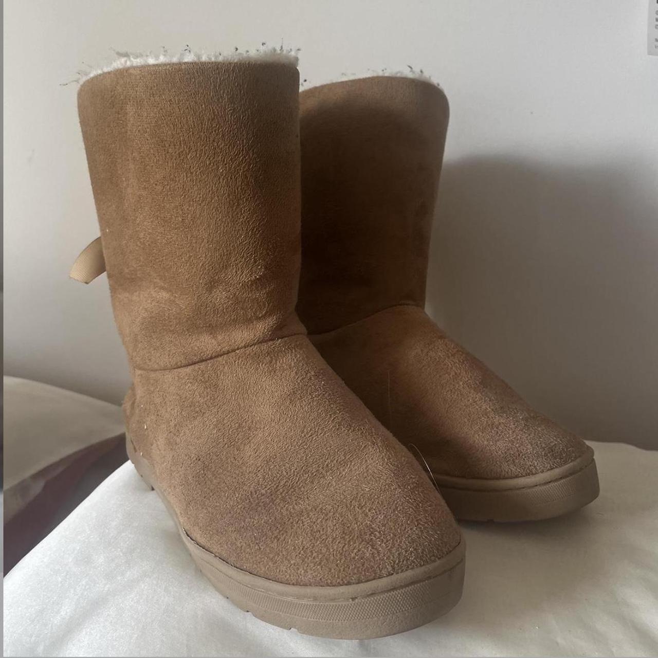 kmart ugg boots size 8 reason for selling: got new... - Depop