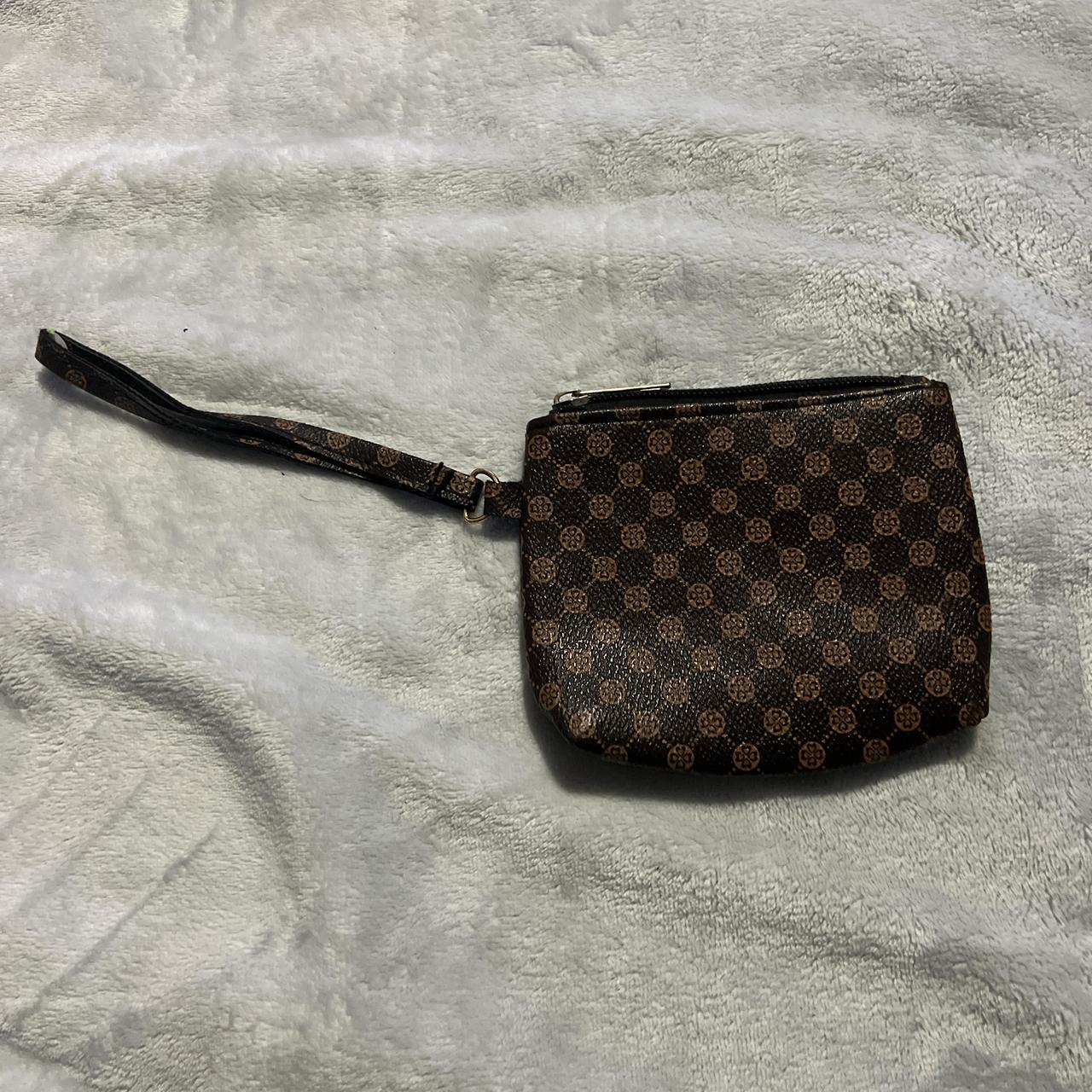 item listed by madebymeri