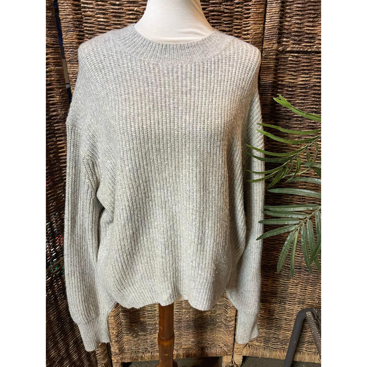 H&M Women's Grey Jumper | Depop