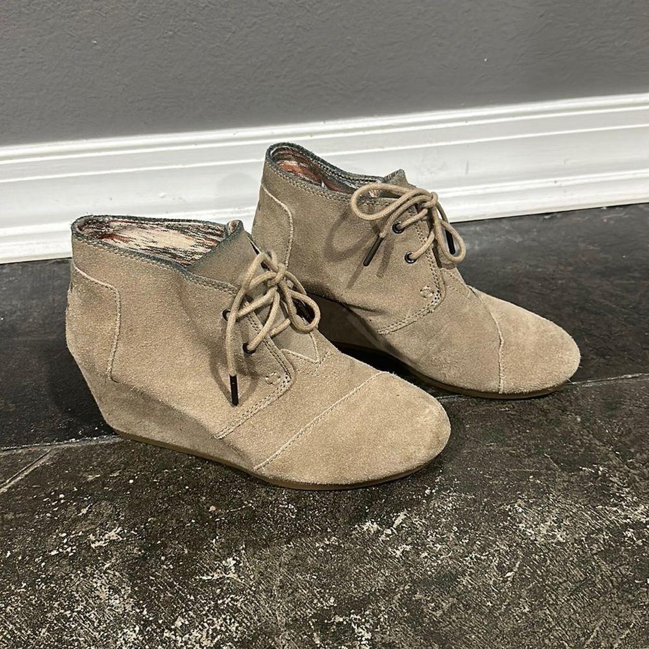 Toms top tan booties