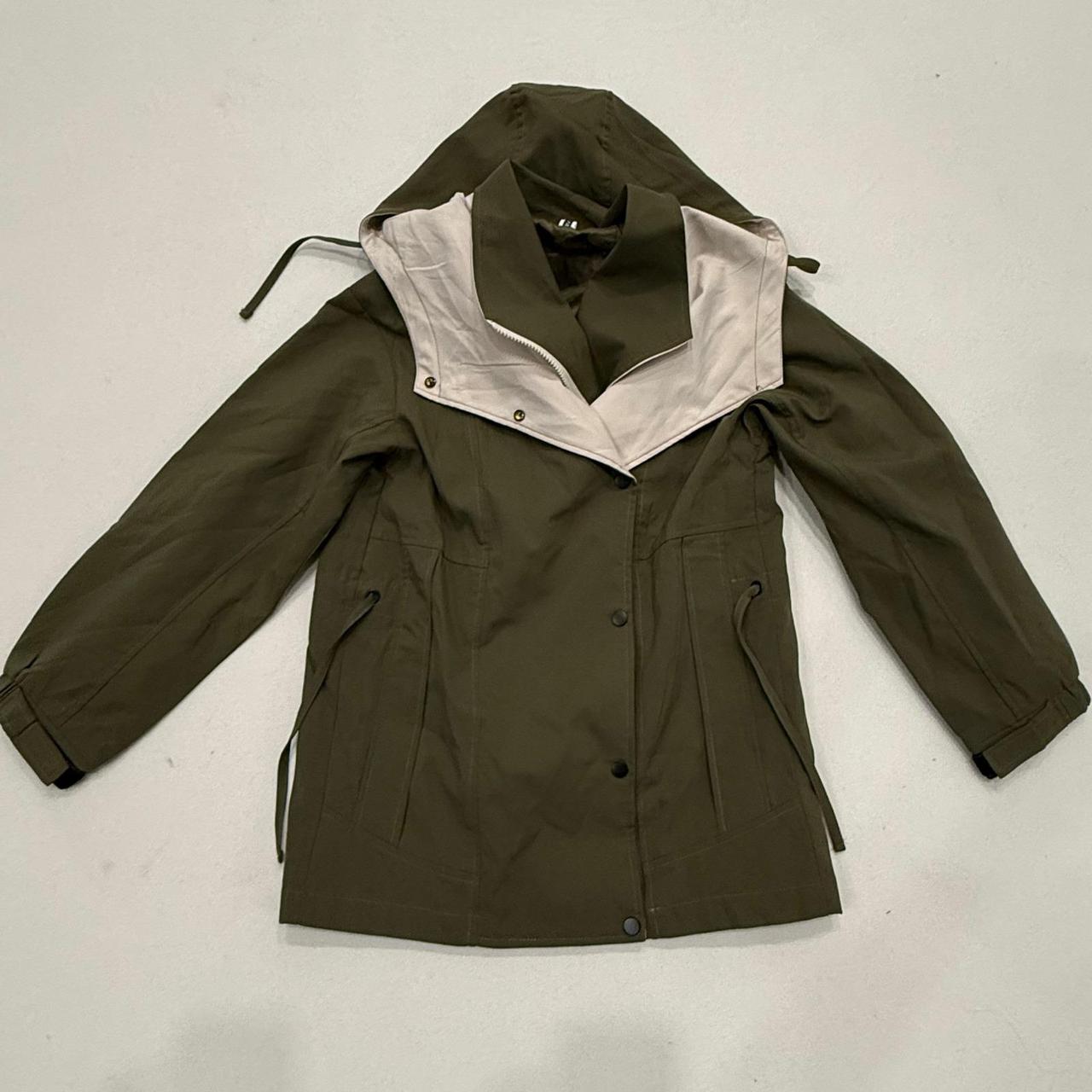 Fendi women's preloved green and cream techwear streetwear gorpcore jacket