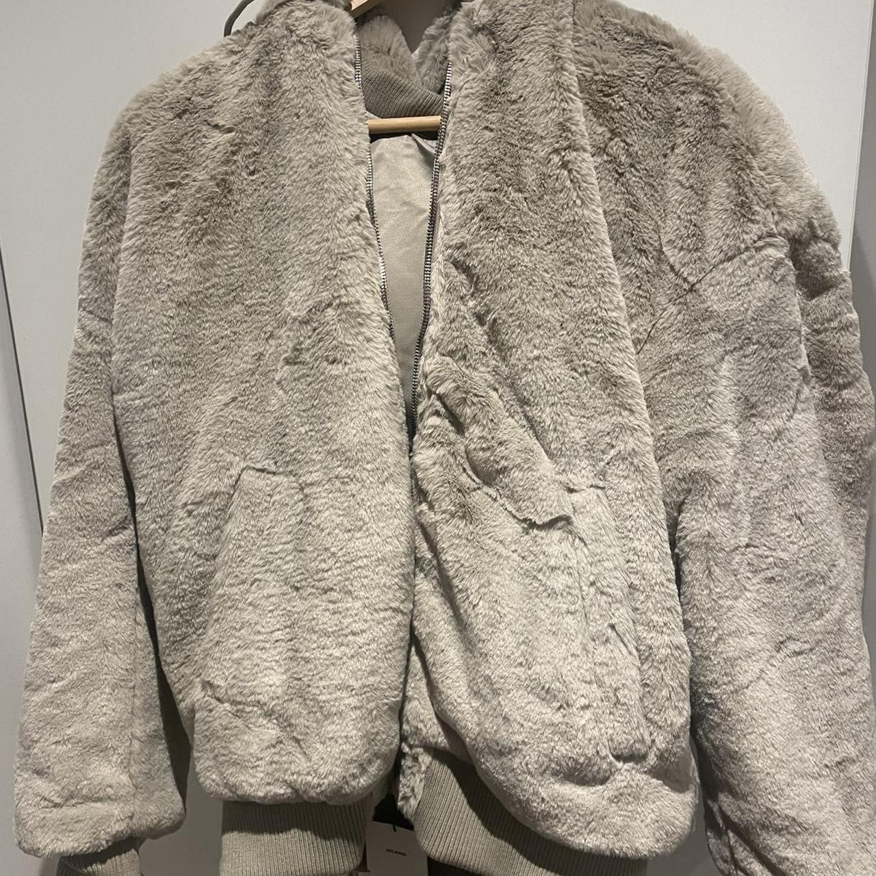 Zara Men's Tan and Cream Jacket Depop