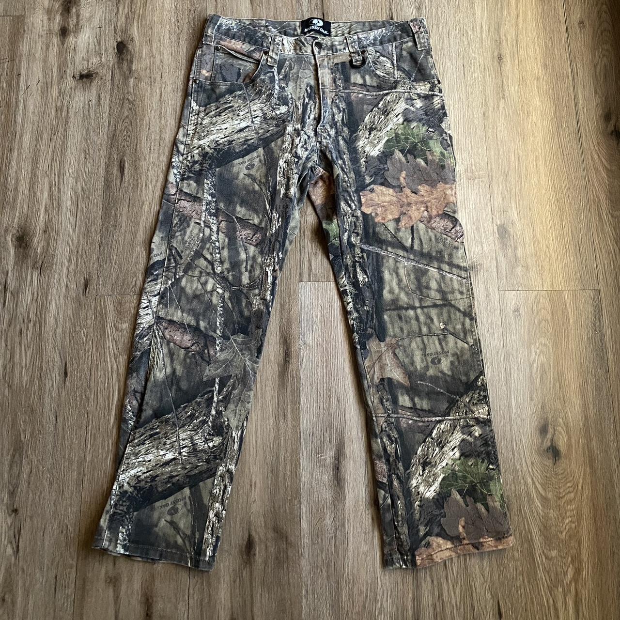 MOSSY OAK CAMO PANTS IN A SIZE 34x30 THIS IS THE... - Depop