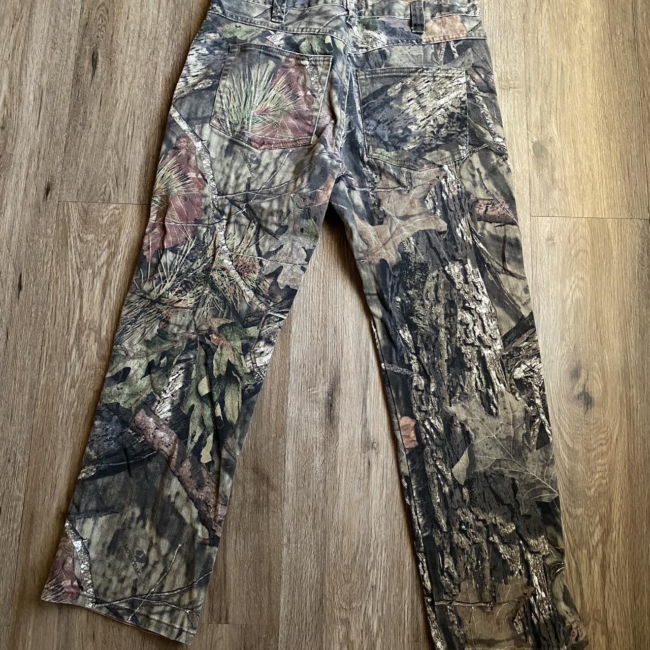 MOSSY OAK CAMO PANTS IN A SIZE 34x30 THIS IS THE... - Depop