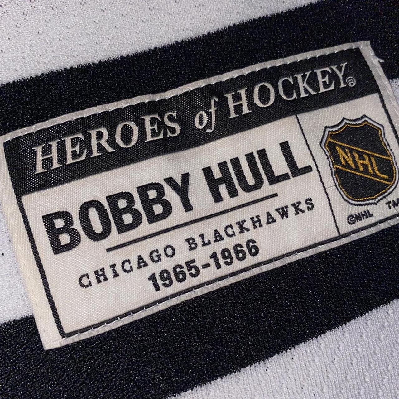 Bobby Hull CCM NHL Chicago Blackhawks Heroes Of Hockey Red Jersey Mns Sz M