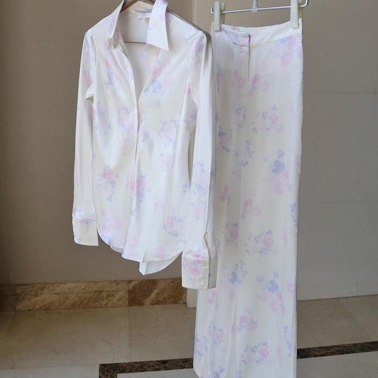 item listed by moodboard00