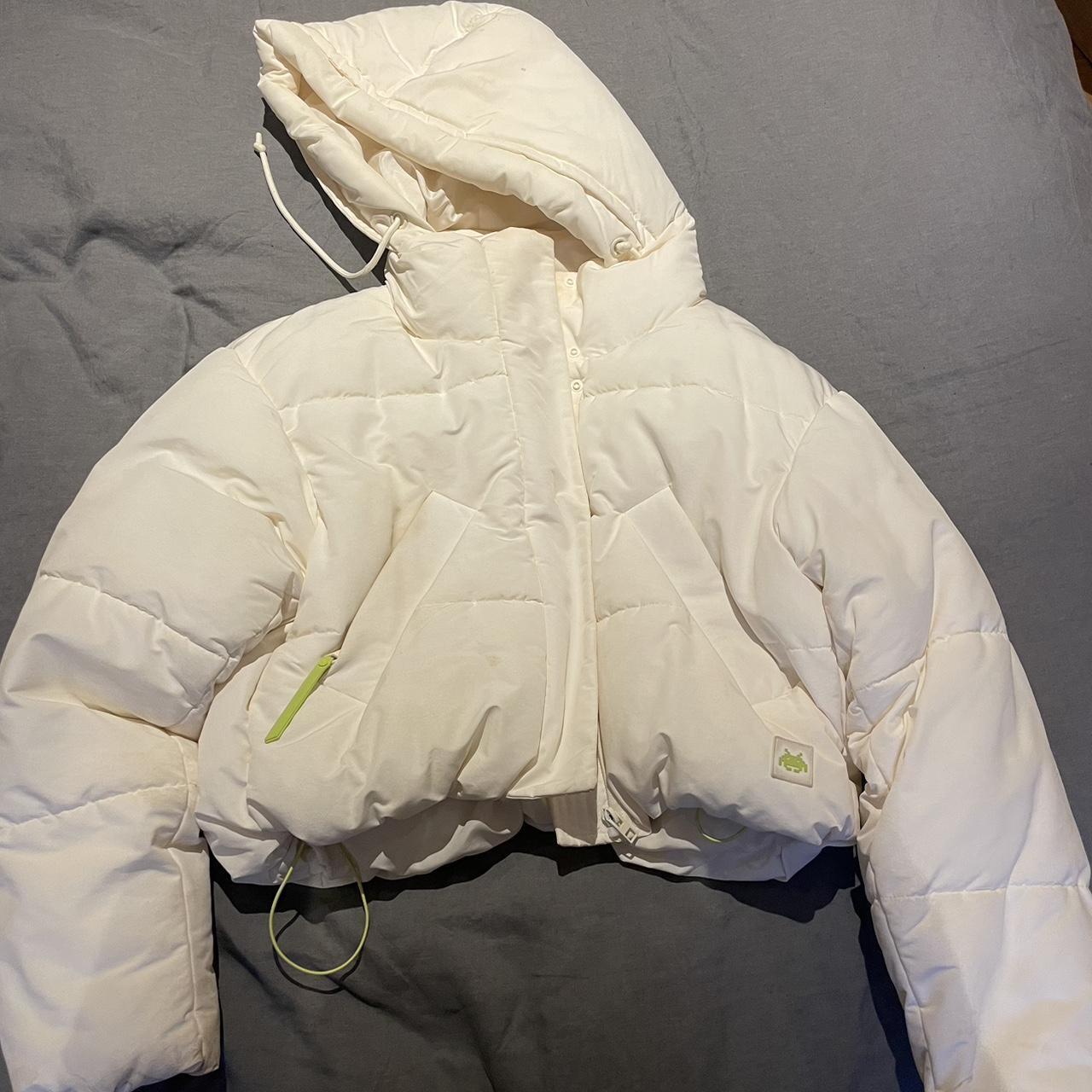 Ladies s Zara Womenu2019s Soft Bomber Jacket Size: L Round Neck