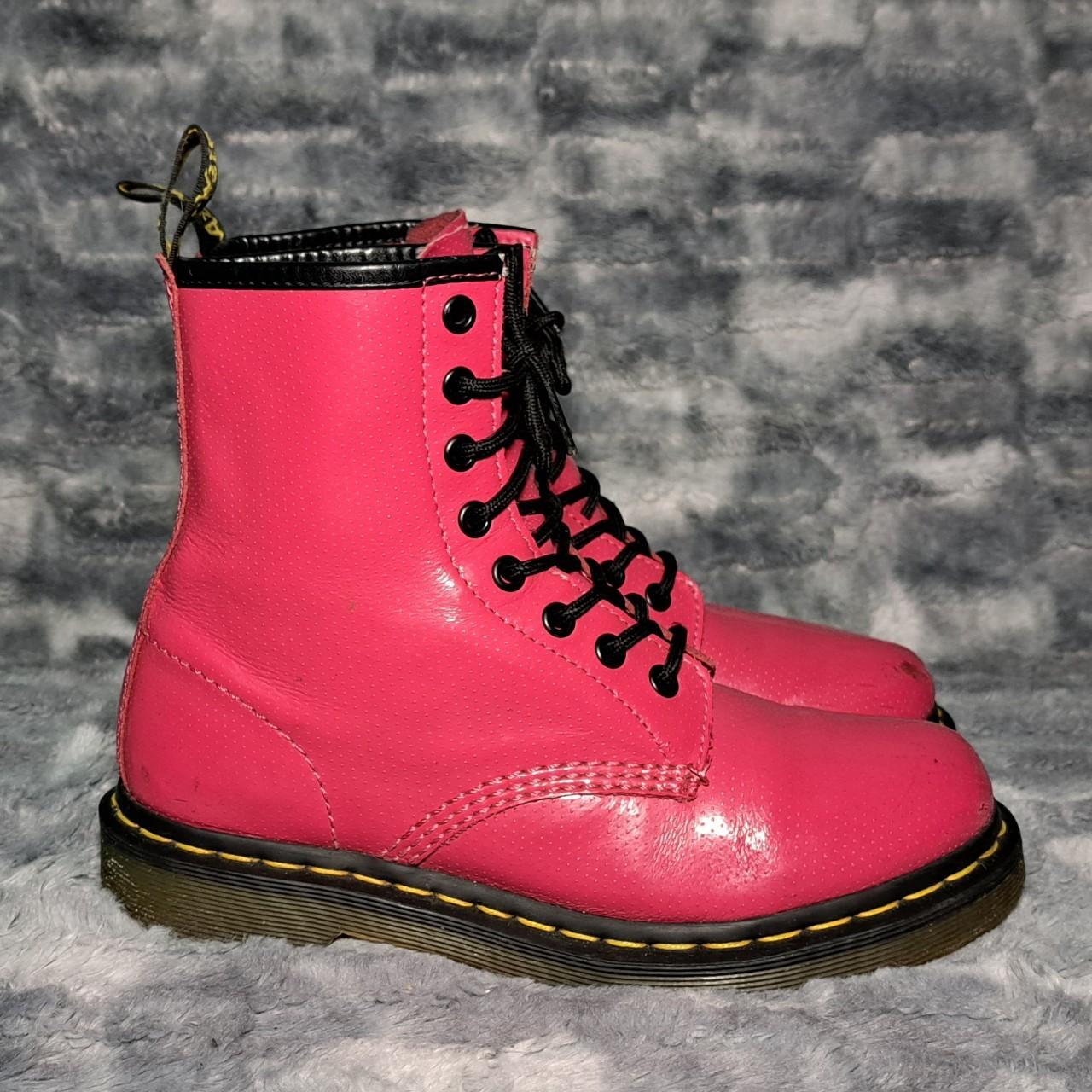 dr martens boots size 7